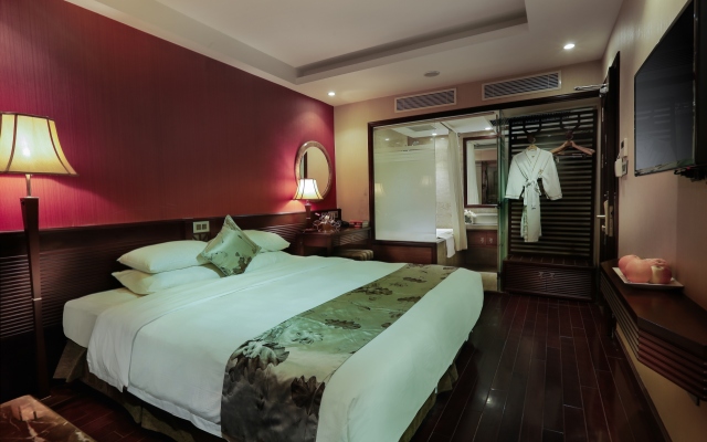 Отель Golden Silk Boutique Hotel