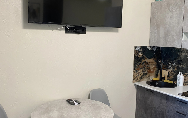 Квартира Современная студия рядом с метро и зоопарком