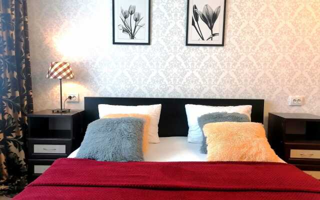 Na Sennoy 3 Apartments