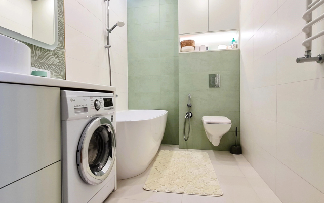 Апартаменты трехкомнатные с Дизайнерским ремонтом Олимпия Запад