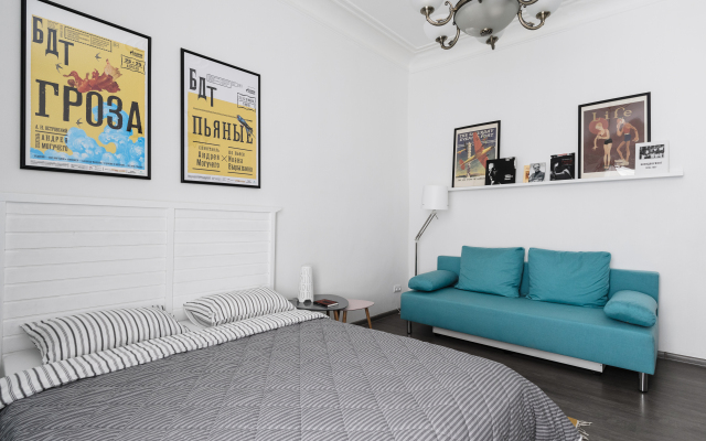 Апартаменты Город Рек на Невском