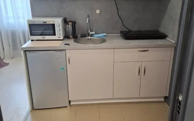 Апартаменты Уютная Студия на Медовом