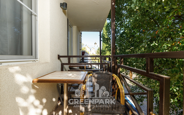 Green Park Apartments 1