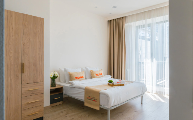 KeyGo #0093, 1 Bedroom, Near Dvin Music Hall Apartments