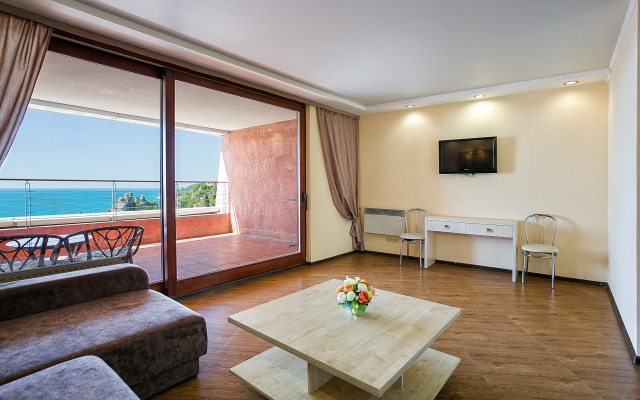 Familiya Gurzuf Apartments 9