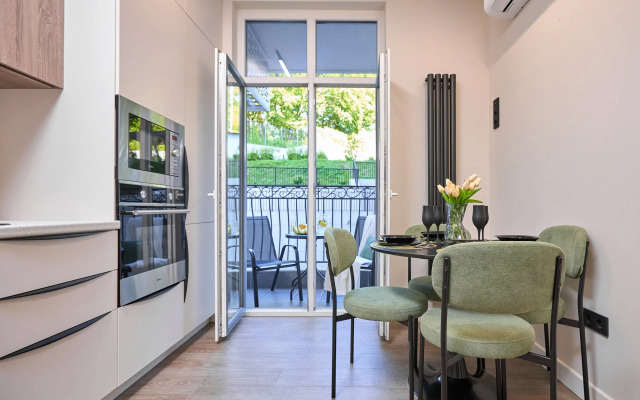 Dvuhkomnatnaya s Bassejnom v ZHK Merkato Lamare Flat
