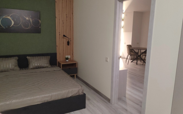 Premium Flat