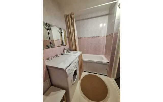 Апартаменты В Ажуре