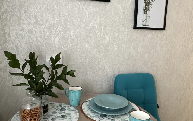 Na Glavnom Bulvare Goroda Flat