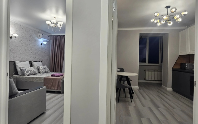 Raydas Na Oranzhereynoy 17-3 Apartment
