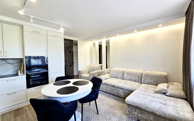 Квартира Евродвушка Люкс Ломоносова 6