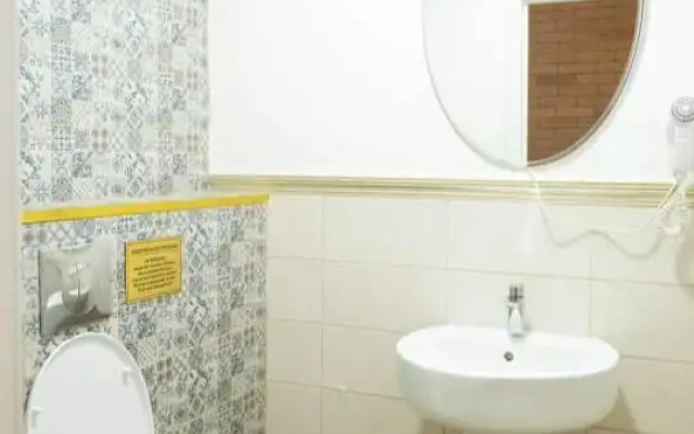 Riverside-Express Hotel