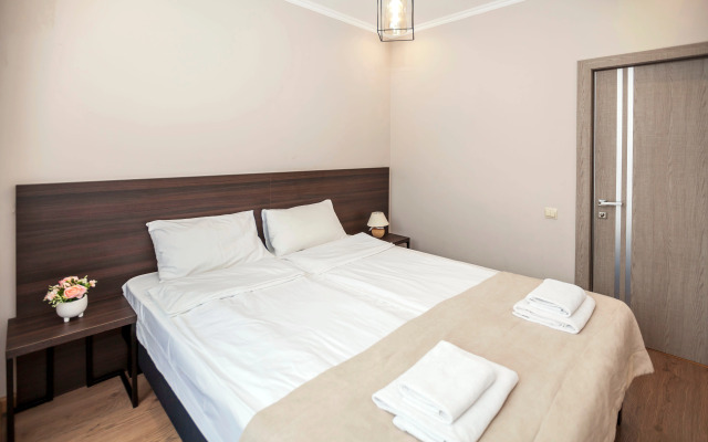 Uyutnaya Kvartira S Vidom Na Gory Apartments