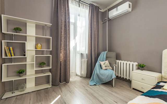 Koroleva 16B Flat