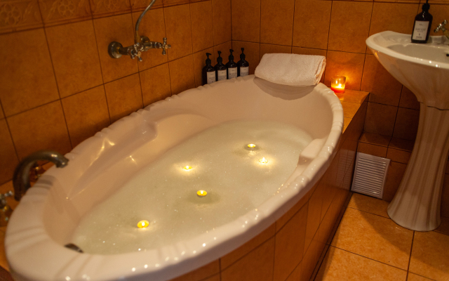 Апартаменты с камином в Амалиенау