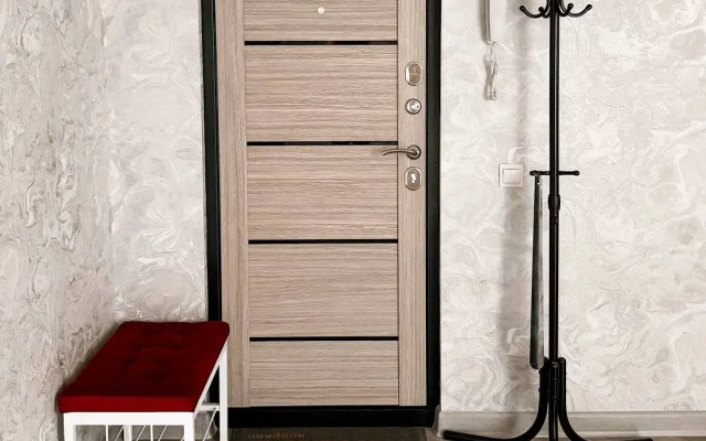 Na Ulitse Dmitriya Sredina Flat