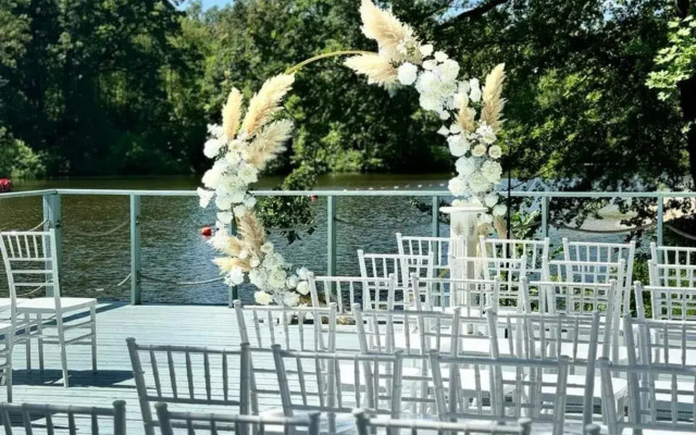 Vozdvizhenskoe Park Hotel