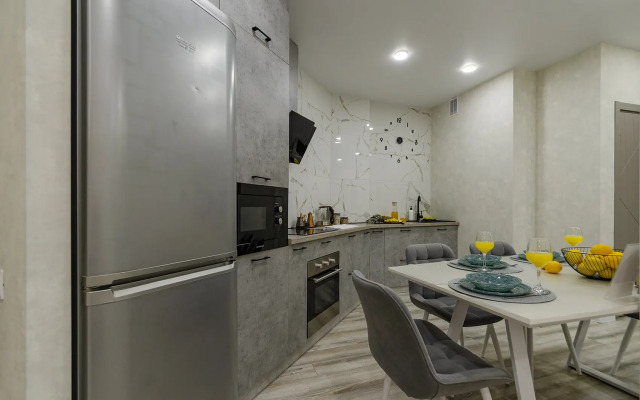 3 Komn Kvartira Na Zalive Apartments