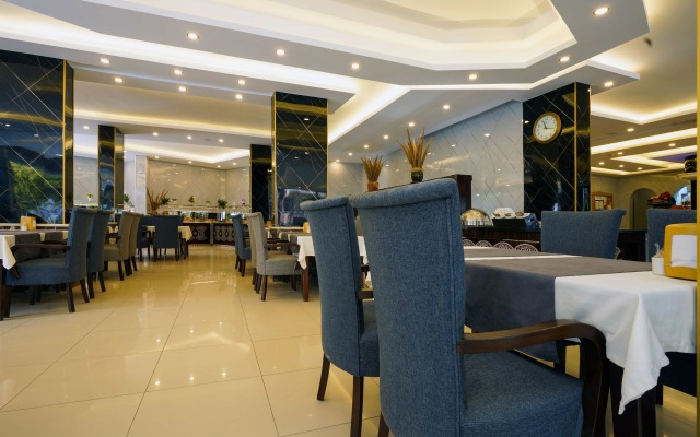Kleopatra Arsi Hotel