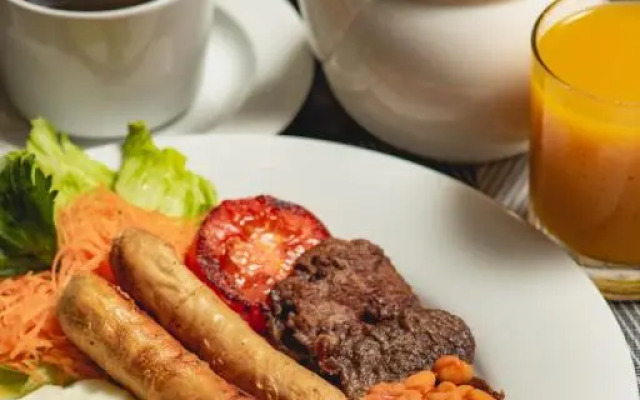 Golden Tulip Dar City Center Hotel