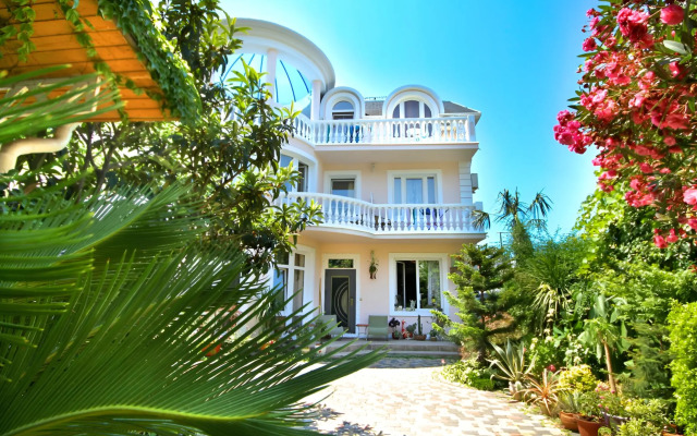 Milana Guest house