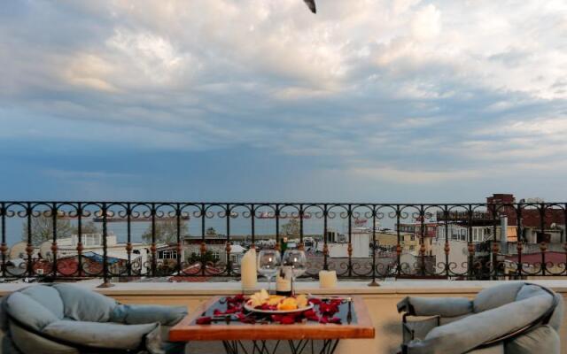Nova City Hotel