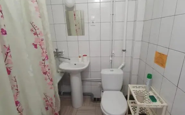 Rentier-Centre-ZhD Station on Karasunskaya 184 Apartments 2