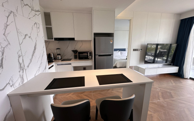 Апартаменты 2 Спальни Первая Линия Пляжа Лаян от Capital Pro