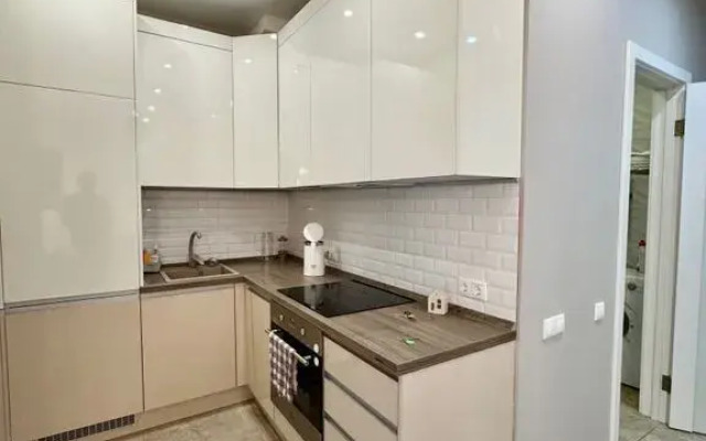 Na Tavricheskoy 7k2 Flat