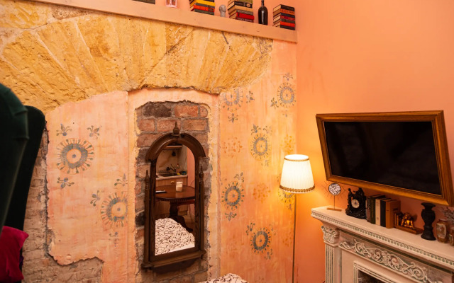 Boutique Apartments In Historic Odessa Apartments