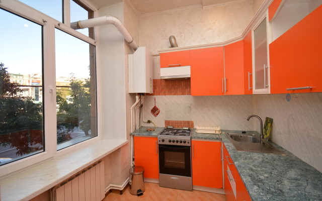 Metro Apartments Flat