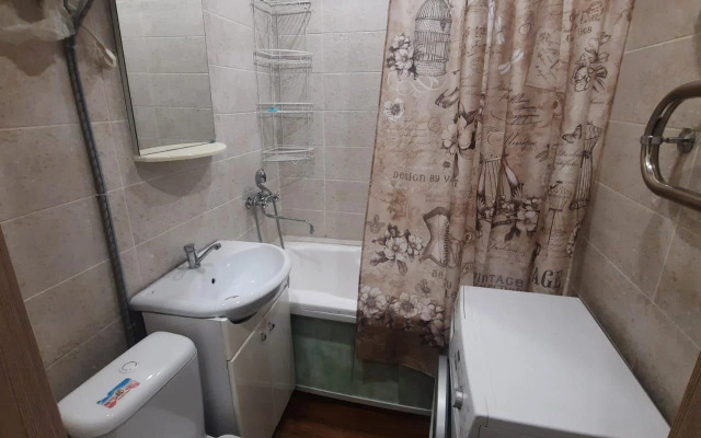 Квартира на Школьном переулке 10