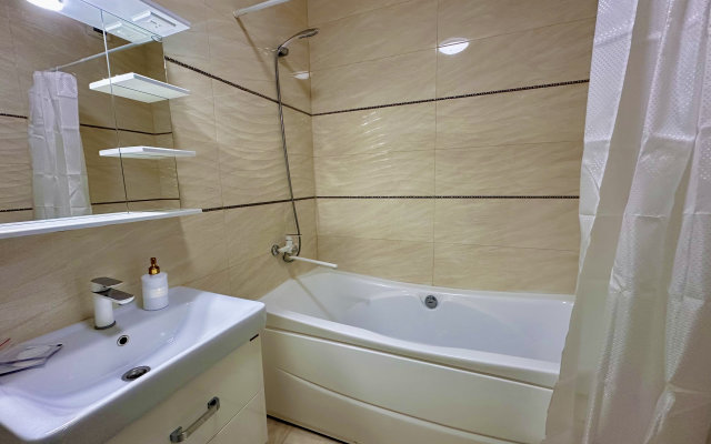 ShikaLad KMV Evro V Novom Dome Flat