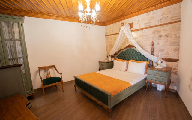 Отель White Garden