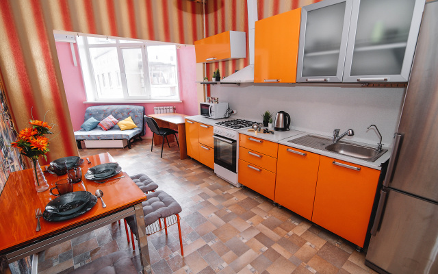 Апартаменты на Высоковольтной 39к1