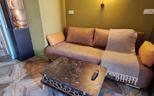 Mtrediani Art Rainbow Apartments