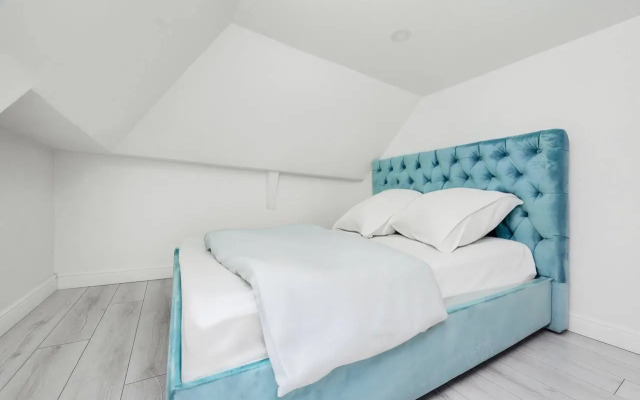 Ryadom s Morportom Apartments
