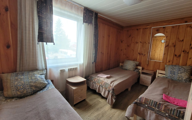 Altaj Voyazh Guest House