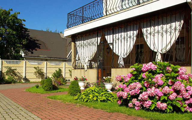 Частный дом "Из Дома в Дом"