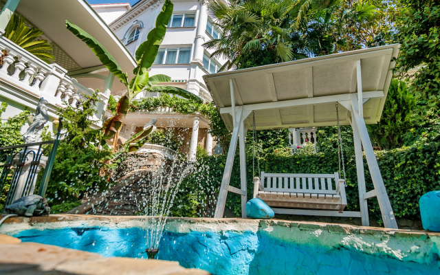 Bon Maison  Boutique Hotel