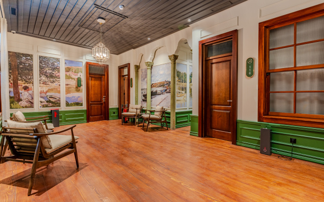 Belmondo Suites