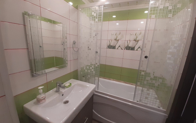 Апартаменты с 1 комнатой, недалеко от Городской больницы (КВАРТИРА51)