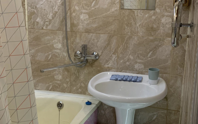 Квартира Счастливая Матрешка на Дежневцев 5