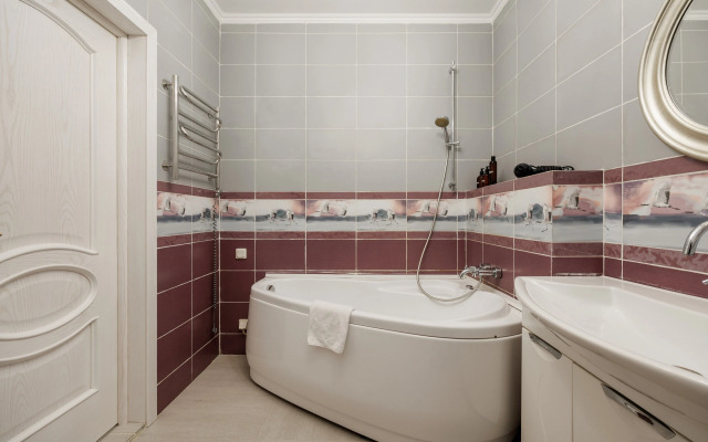 Апартаменты у Эрмитажа 12 гостей Б.Конюшенная 12