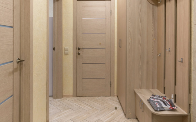 Na Grazhdanskoy 19 A Flat