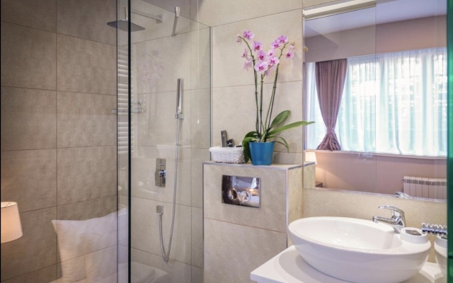 Veneti Suites Guest House