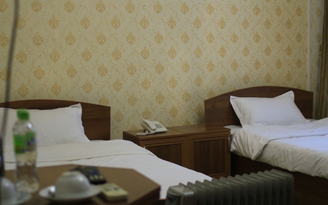 Life Hotel