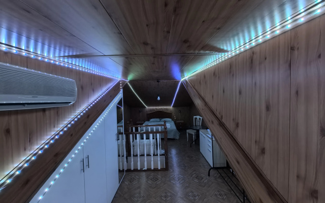 Uritskogo 33 Flat