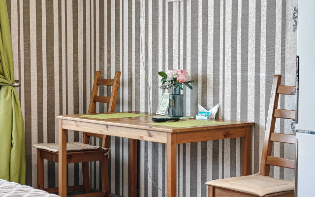 Апартаменты  Фрунзе 49, этаж 12