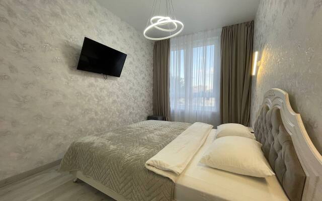 V Tsentre Simferopolya Apartments